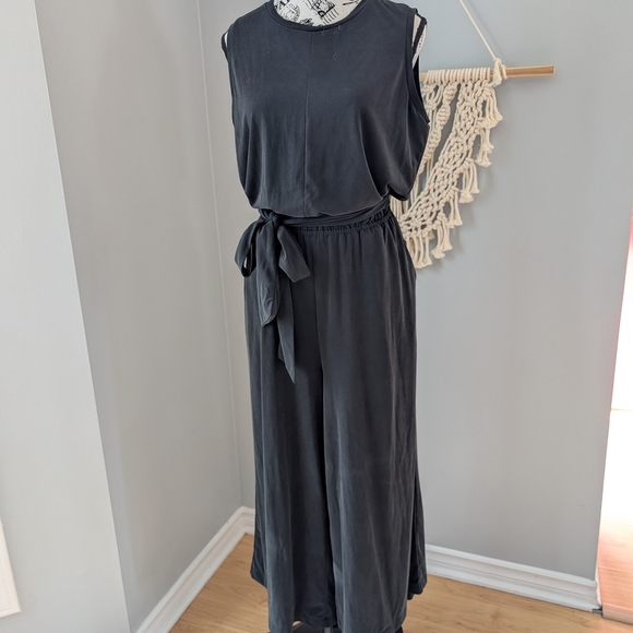 Banana Republic Black Modal Sleeveless Wide Leg Jumpsuit 10 Petitie - Picture 8 of 12